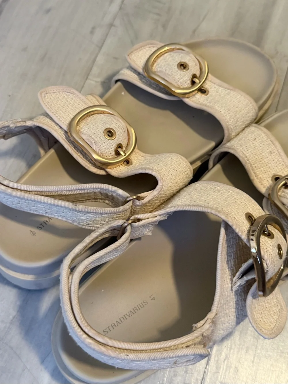 stradivarius Cream Double-Buckle Women's Sandals